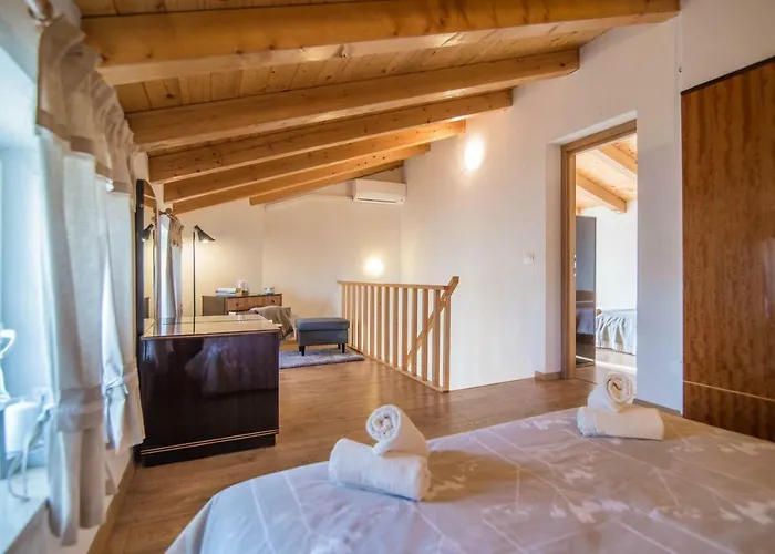 Nyaraló House Ana Kanfanar