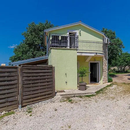 بيت للعطل House Ana