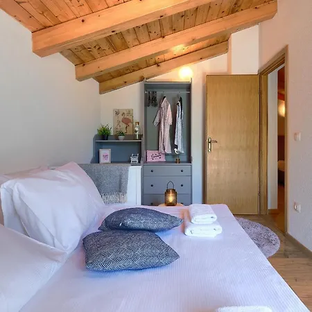 House Ana بيت للعطل *